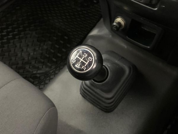 2021-Isuzu-D-Max-250C-Single-Cab image:14