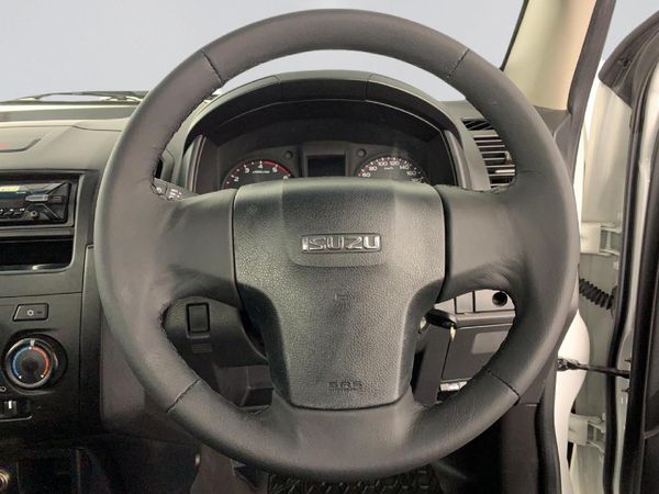 2021-Isuzu-D-Max-250C-Single-Cab image:17