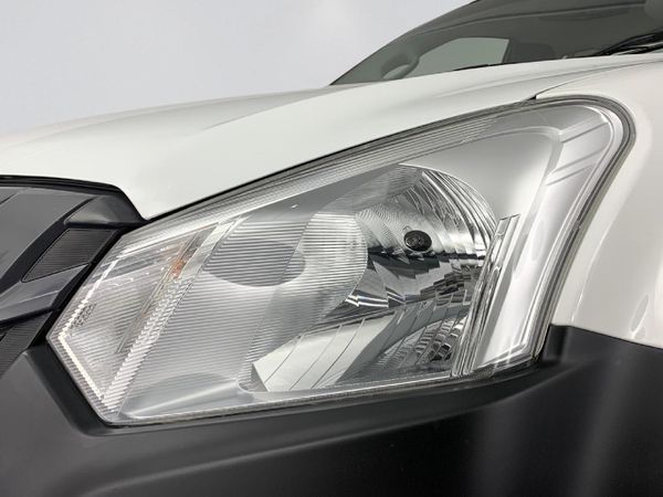2021-Isuzu-D-Max-250C-Single-Cab image:7