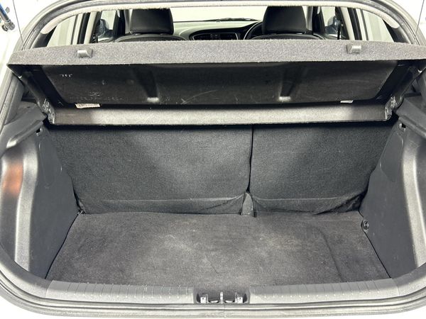 2020-Hyundai-i20-12-Motion image:14