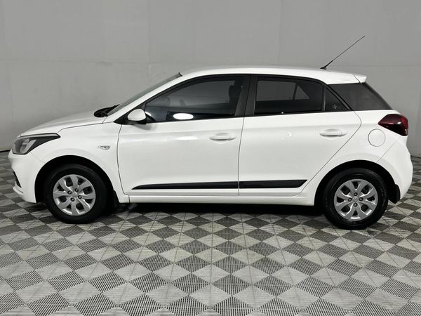 2020-Hyundai-i20-12-Motion image:19