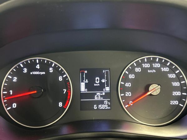 2020-Hyundai-i20-12-Motion image:2