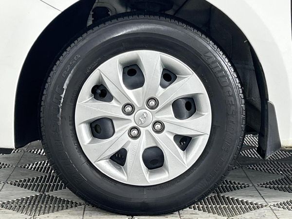 2020-Hyundai-i20-12-Motion image:4