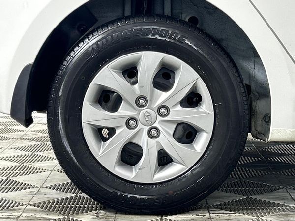 2020-Hyundai-i20-12-Motion image:7