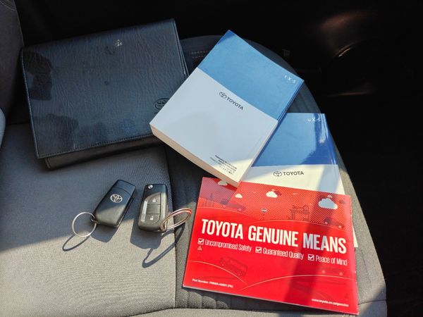 2017-Toyota-Yaris-10-Pulse-5-dr image:9