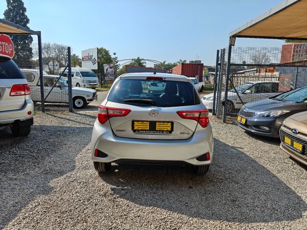 2017-Toyota-Yaris-10-Pulse-5-dr image:4