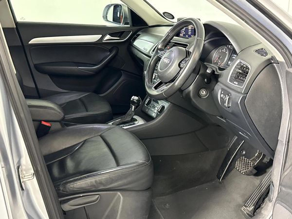 2016-Audi-Q3-20-TDI-quattro-Auto-135kW image:9
