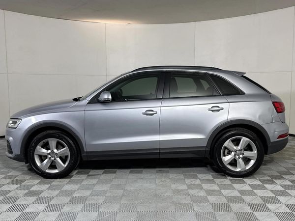 2016-Audi-Q3-20-TDI-quattro-Auto-135kW image:19