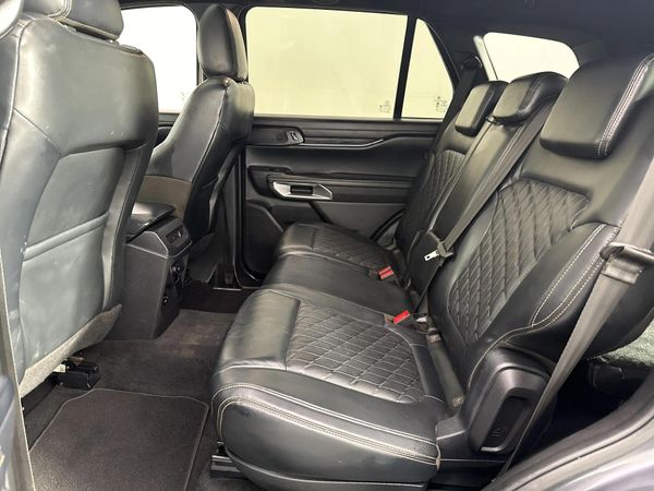 2023-Ford-Everest-30D-V6-Platinum-AWD-Auto image:3