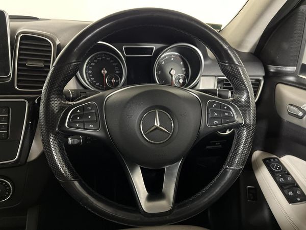 2016-Mercedes-Benz-GLE-250d-4Matic image:11
