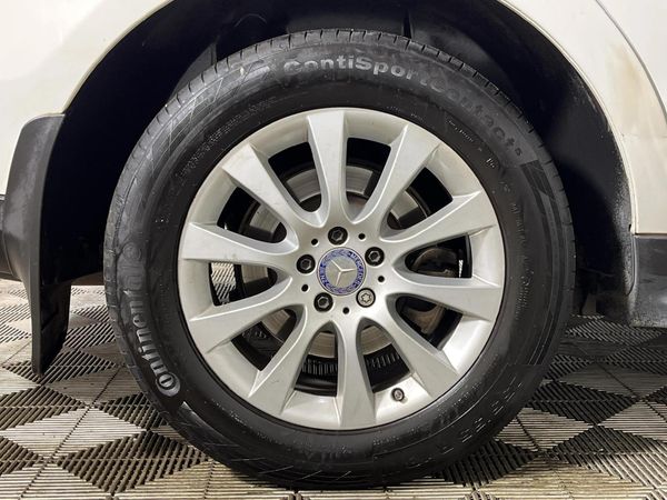 2016-Mercedes-Benz-GLE-250d-4Matic image:7