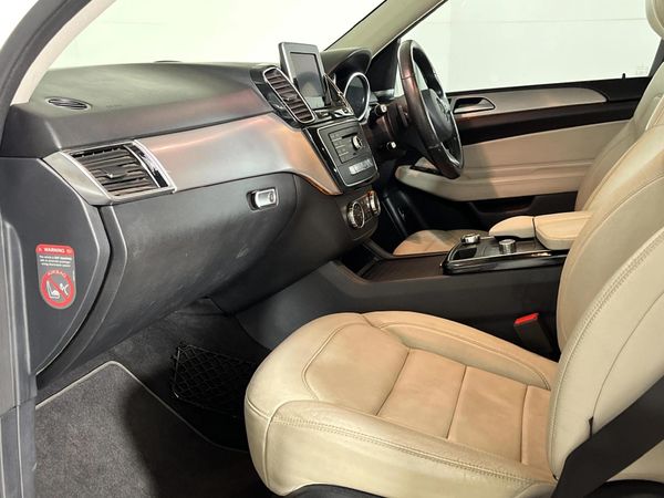 2016-Mercedes-Benz-GLE-250d-4Matic image:8