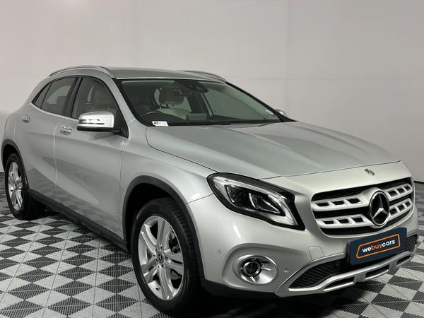 2017-Mercedes-Benz-GLA-200-Auto image:13