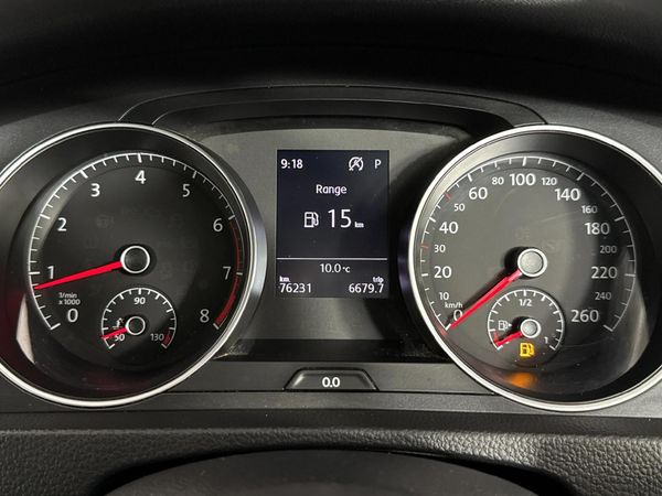 2020-Volkswagen-Golf-VII-14-TSI-Comfortline-Auto image:2
