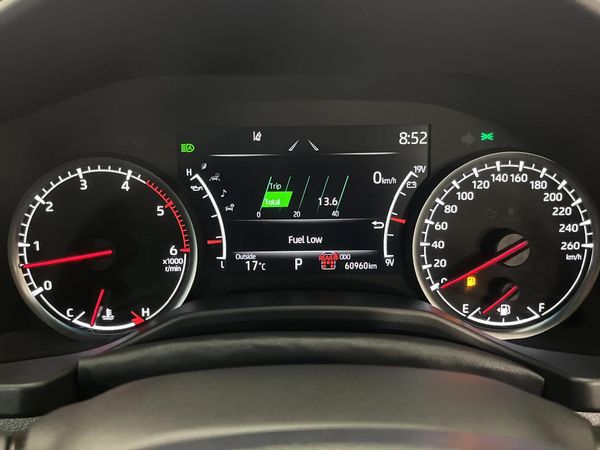 2023-Toyota-Land-Cruiser-300-V6-33-D-ZX image:2