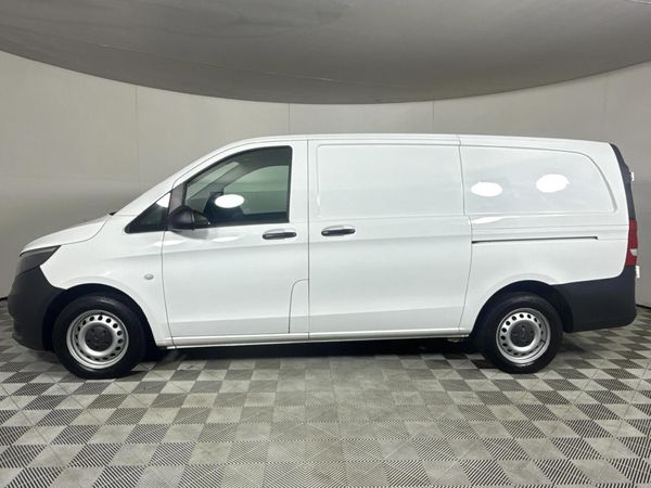 2022-Mercedes-Benz-Vito-114-22-CDI-Panel-Van image:7