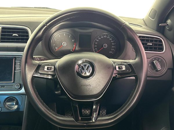 2021-Volkswagen-Polo-Vivo-14-Mswenko-5-dr image:10