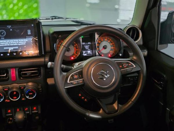 2025-Suzuki-Jimny-15-GLX-Auto image:10