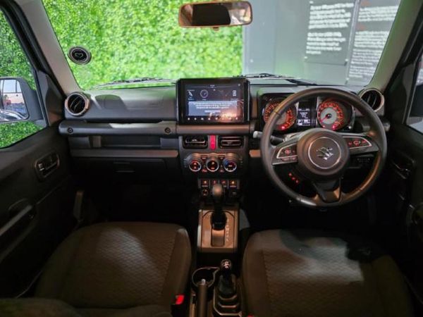 2025-Suzuki-Jimny-15-GLX-Auto image:11