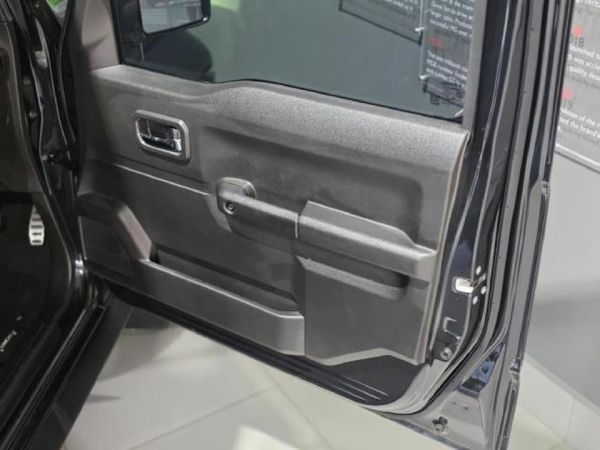 2025-Suzuki-Jimny-15-GLX-Auto image:15