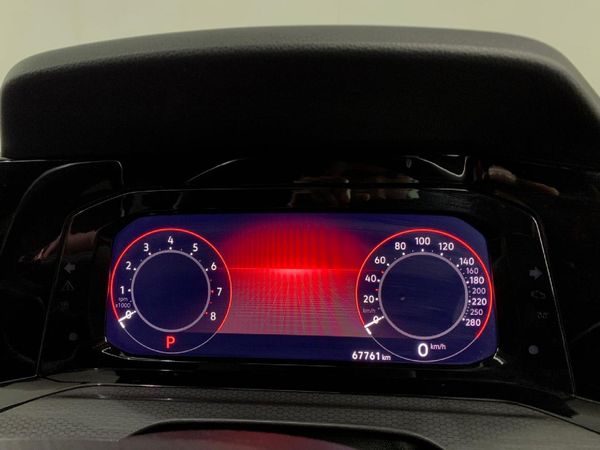 2022-Volkswagen-Golf-8-GTI-20-TSI-Auto image:11