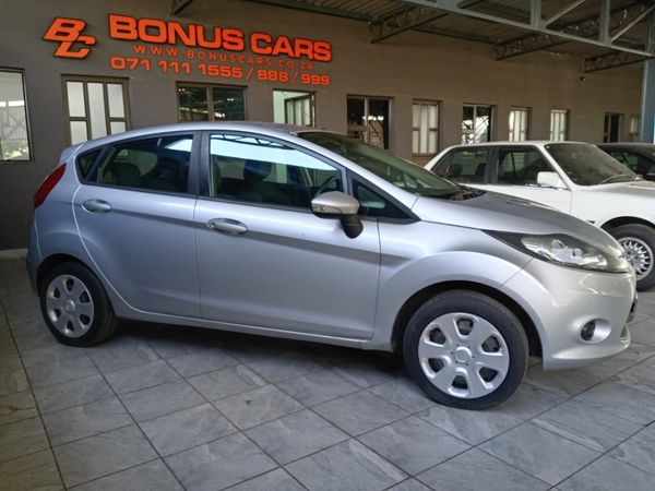 2012-Ford-Fiesta-16-TDCi-Ambiente-5-dr image:7