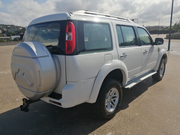 2012-Ford-Everest-30-TDCi-LTD-4x4-Auto image:5