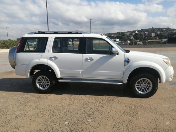 2012-Ford-Everest-30-TDCi-LTD-4x4-Auto image:6