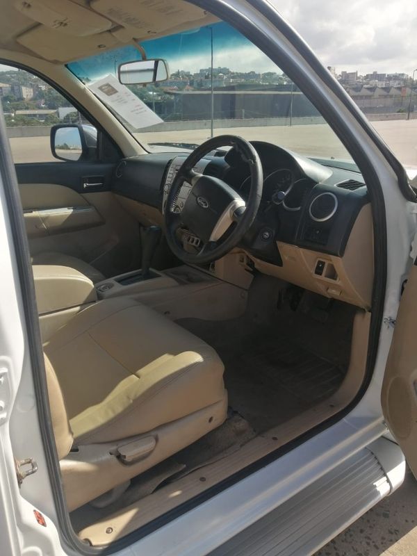 2012-Ford-Everest-30-TDCi-LTD-4x4-Auto image:7