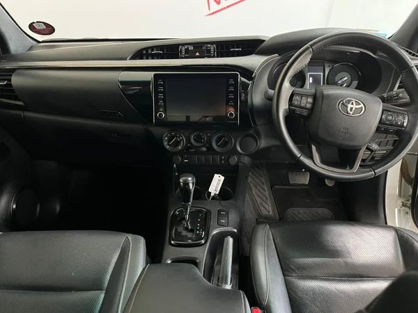 2024-Toyota-Hilux-28-GD-6-Raised-Body-Legend-Auto-Extended-Cab image:5