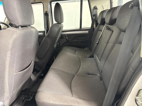 2022-Mahindra-Pik-Up-22-mHawk-S6-Karoo-Auto-Double-Cab image:3