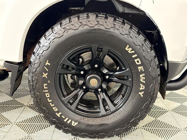 2022-Mahindra-Pik-Up-22-mHawk-S6-Karoo-Auto-Double-Cab image:5