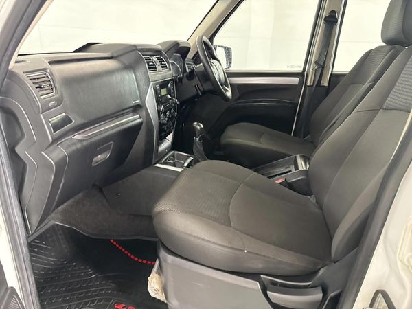 2022-Mahindra-Pik-Up-22-mHawk-S6-Karoo-Auto-Double-Cab image:8