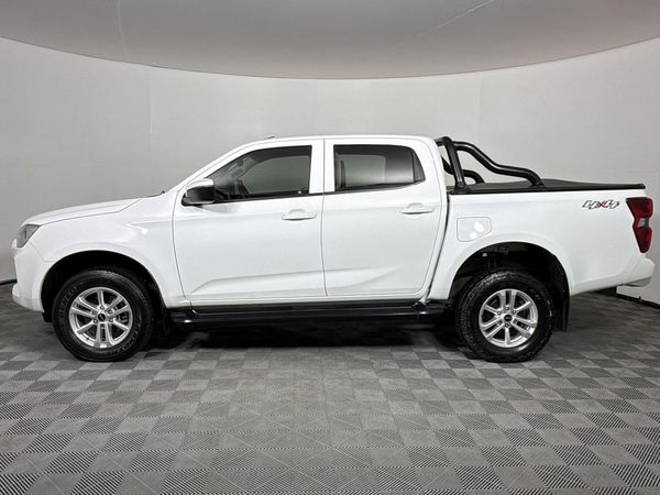 2023-Isuzu-D-Max-19-DDI-LS-4x4-Auto-Double-Cab image:20