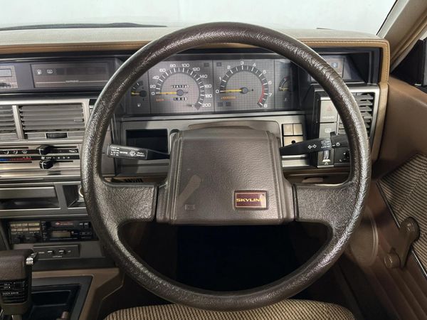 1989-Nissan-Skyline-20-GLE-Auto image:11