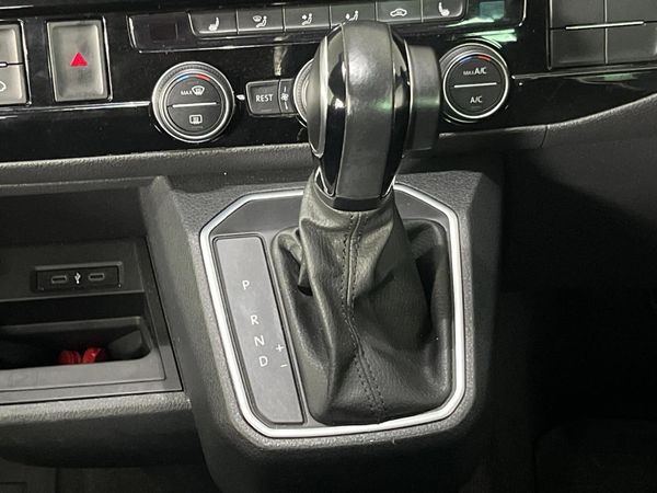 2021-Volkswagen-Caravelle-T61-20-BiTDI-Highline-Auto-4Motion-146kW image:10