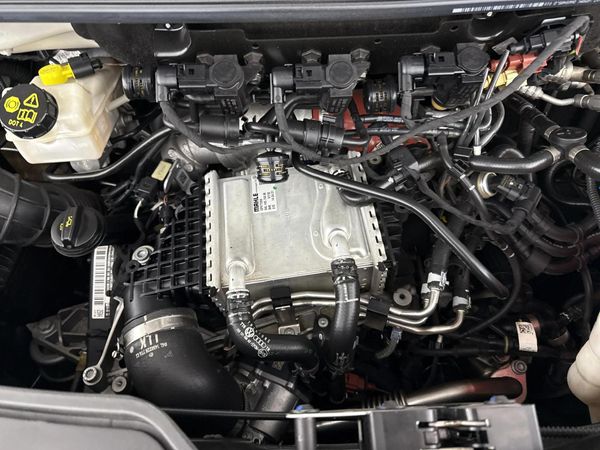 2021-Volkswagen-Caravelle-T61-20-BiTDI-Highline-Auto-4Motion-146kW image:13