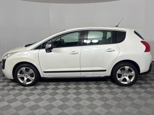 2011-Peugeot-3008-16-VTi-Comfort-Access image:17
