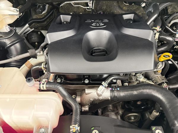 2024-Toyota-Quantum-28-LWB-CrewCab-Panel-Van image:14