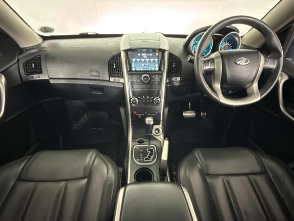 2021-Mahindra-XUV-500-22D-mHawk-7-seat-W10-Auto image:1