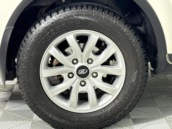 2021-Mahindra-XUV-500-22D-mHawk-7-seat-W10-Auto image:7