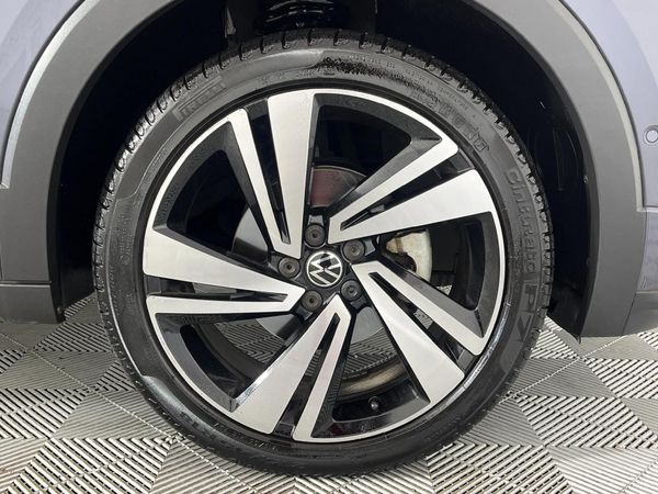 2023-Volkswagen-T-Cross-15-TSI-R-Line-Auto image:5