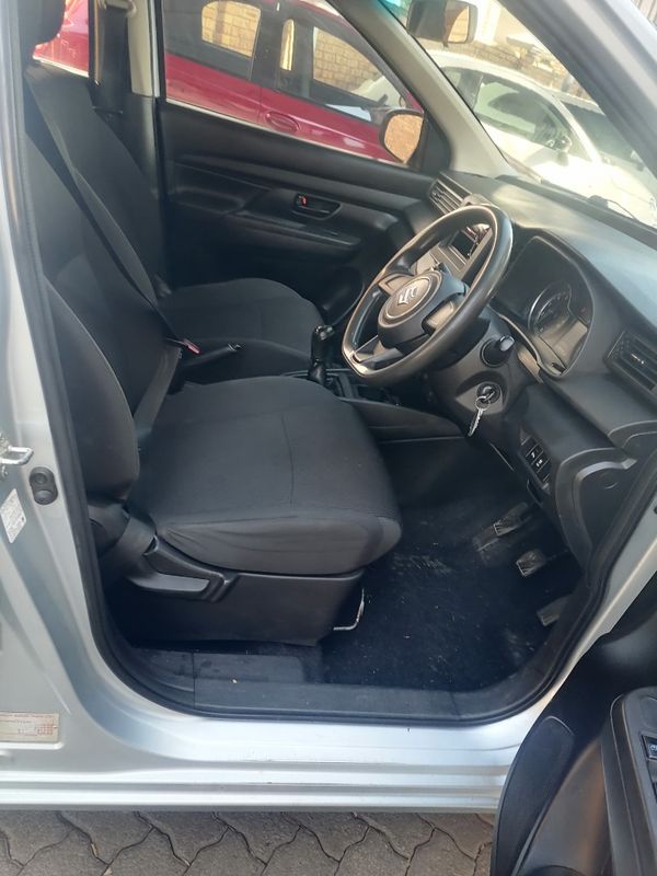 2023-Suzuki-Ertiga-15-GL image:9
