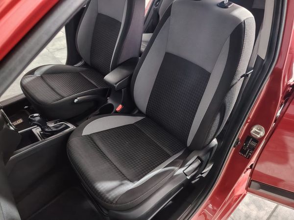 2018-Hyundai-i20-14-Fluid-Auto image:10
