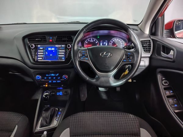 2018-Hyundai-i20-14-Fluid-Auto image:13