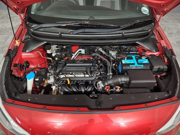 2018-Hyundai-i20-14-Fluid-Auto image:14