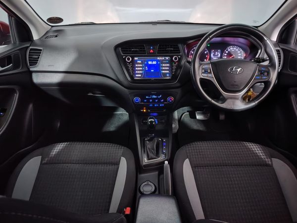 2018-Hyundai-i20-14-Fluid-Auto image:16