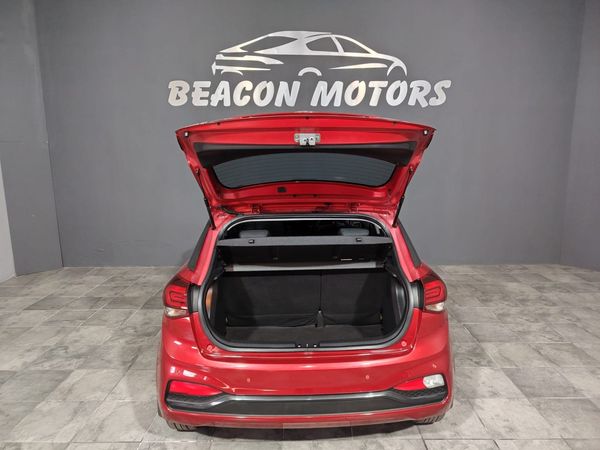2018-Hyundai-i20-14-Fluid-Auto image:2