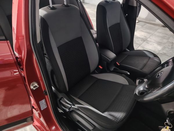 2018-Hyundai-i20-14-Fluid-Auto image:7