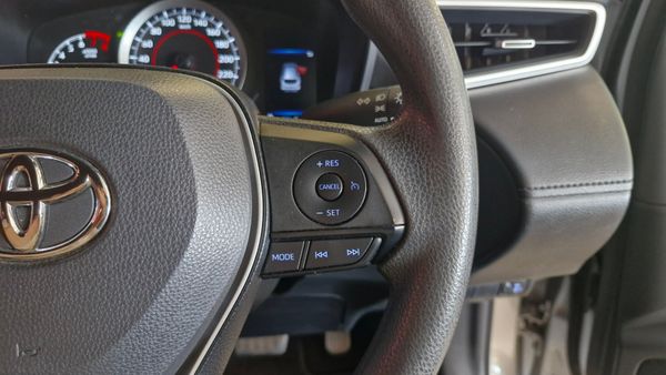 2024-Toyota-Corolla-Cross-18-XI image:15